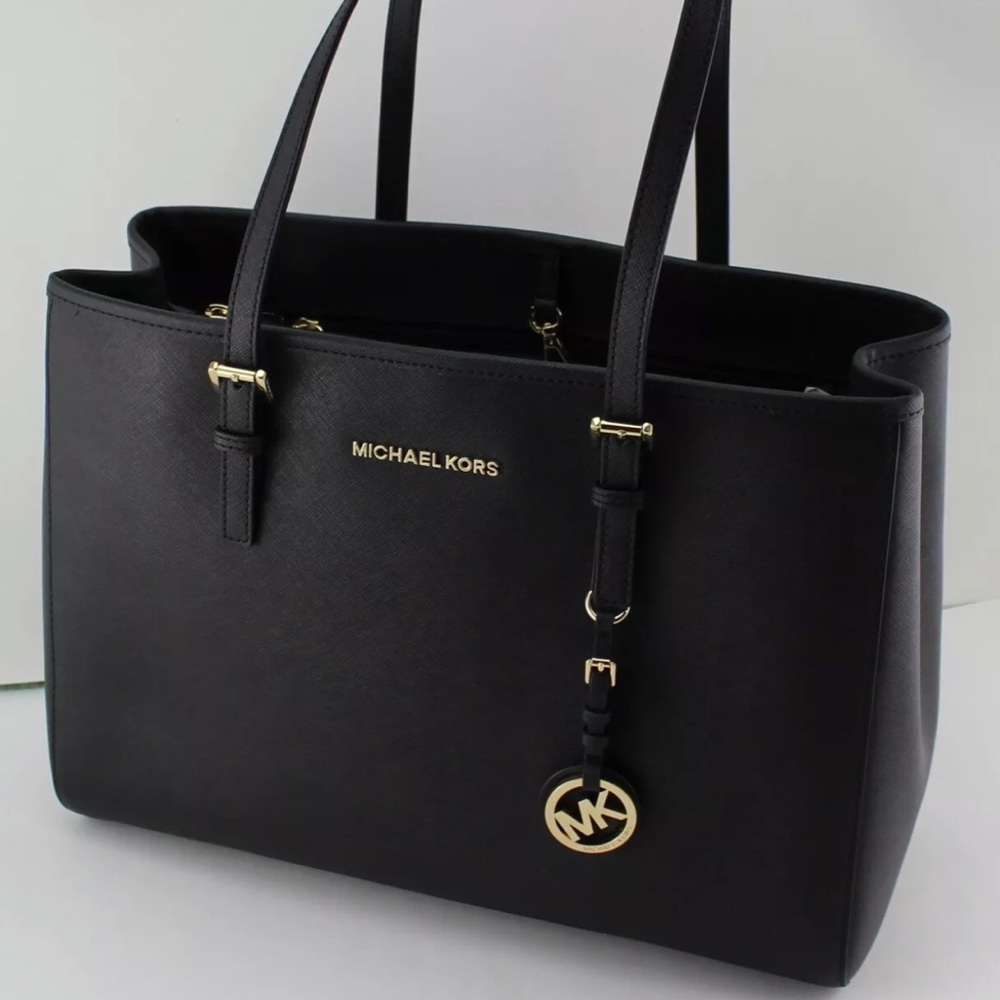 Michael Kors Black Jet Set Travel handbag